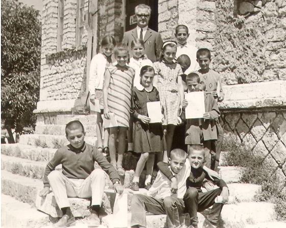 apofiti dimotikou sxoliou.jpg